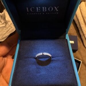 Icebox Diamond Ring